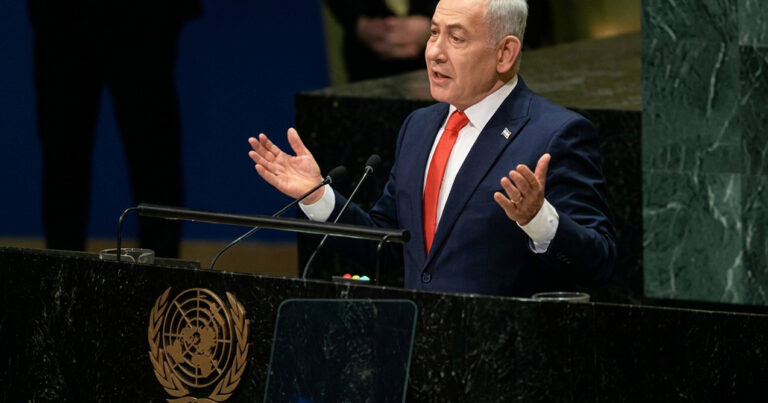 Netanyahu danışanda zalı tərk etdilər – Video