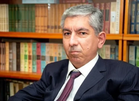 Azərbaycanın tanınmış iqtisadçı-eksperti vəfat etdi
