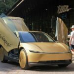 Tesla Teksasda sükansız və pedalsız “Cybercab” taksilərini yollara buraxdı – FOTO