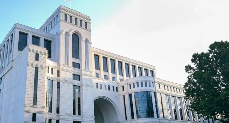 Ermənistan Xarici İşlər Nazirliyinin adı dəyişdirildi