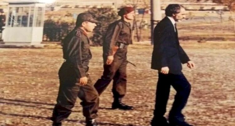 Kozinoğlunun Elçibəylə birgə fotosu yayıldı