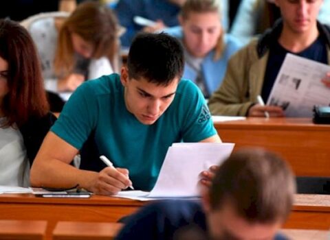 Universitetlərdə dərslər ONLAYN olacaq