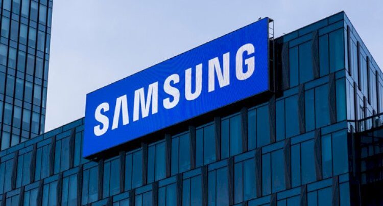 “Samsung”dan mübahisəli qərar – Telefon alanlar əlavə pul ödəyəcək