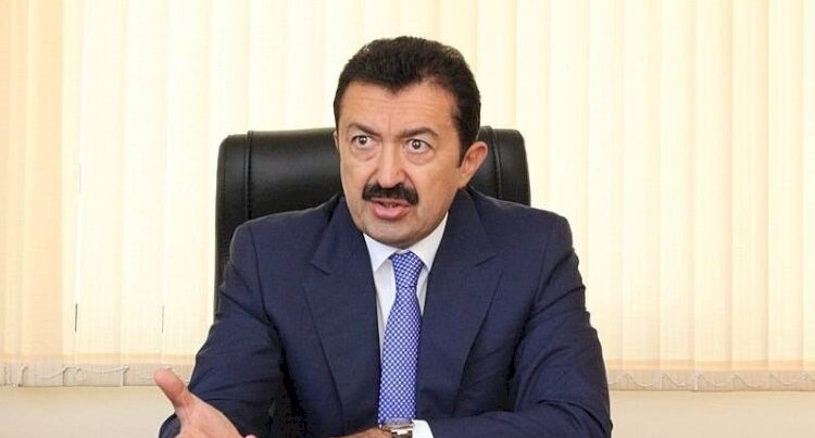 Prezidentin vəzifədən azad etdiyi sədr bu məşhur şəxsin oğlu imiş