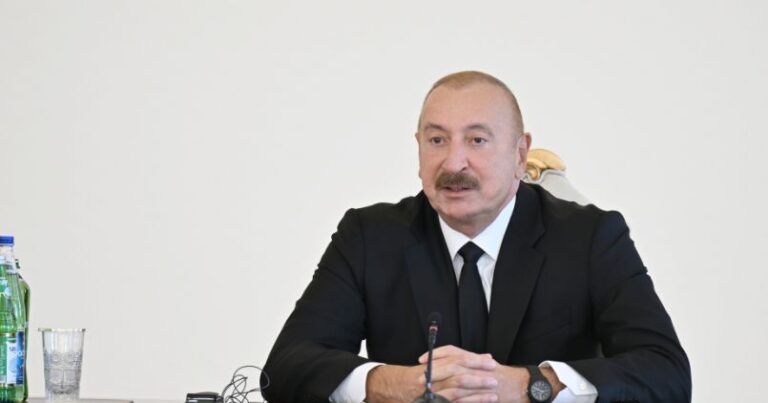 Azərbaycan Prezidenti: Biz heç kimin qabağında baş əymirik və əyməyəcəyik