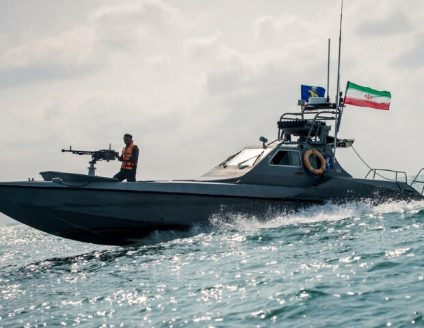 CENTCOM SEPAH-a məxsus 2 kateri məhv etdi
