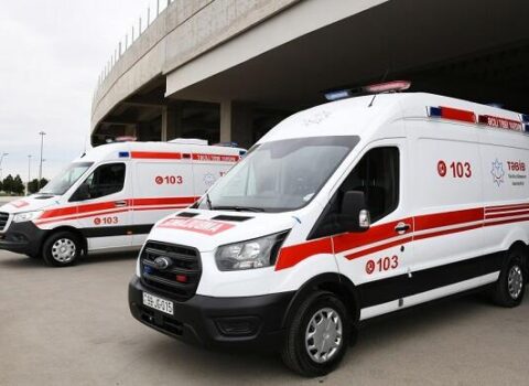 Bakıda 82 yaşlı kişi binadan yıxılaraq öldü