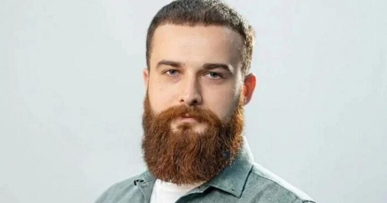 Şəkiyə evlilik ildönümünü qeyd etmək üçün gedibmiş… Şəkiyə evlilik ildönümünü qeyd etmək üçün gedibmiş…