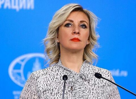 Zaxarovadan Paşinyana: Siz kişisiniz, yoxsa qadın?