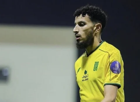 Zubir müqavilə bağladı, debüt də etdi