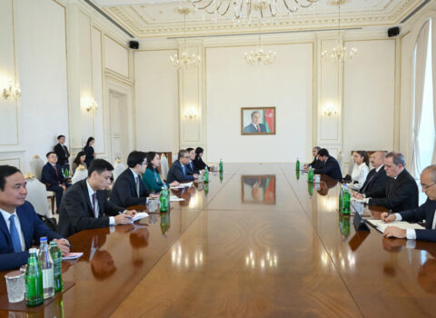 Prezident İlham Əliyev Vyetnamın Vitse-prezidenti ilə görüşüb – (Foto)