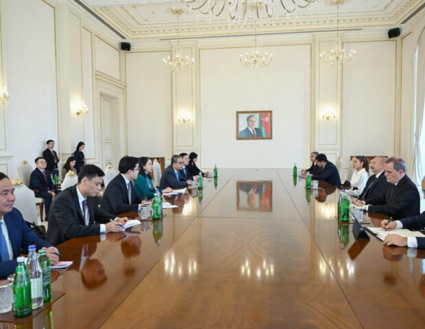 Prezident İlham Əliyev Vyetnamın Vitse-prezidenti ilə görüşüb – (Foto)