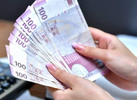 Prezident təsdiqlədi – Maaşlarla bağlı nələr dəyişir?