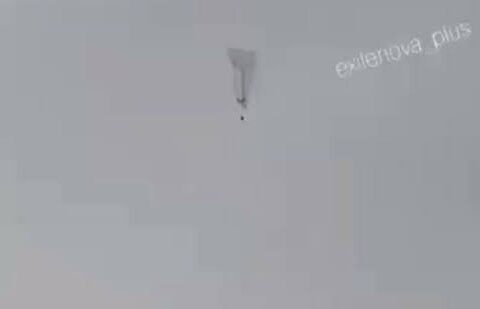 Hava şarları ilə Moskvaya dron hücumunu azərbaycanlılar lentə aldı – VİDEO