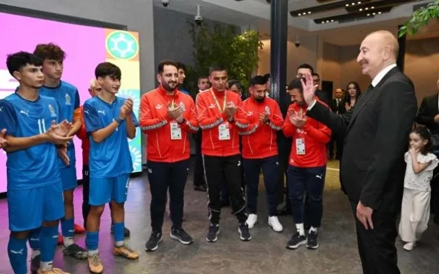 Prezidentin futbolçularla görüşündə maraqlı anlar – VİDEO
