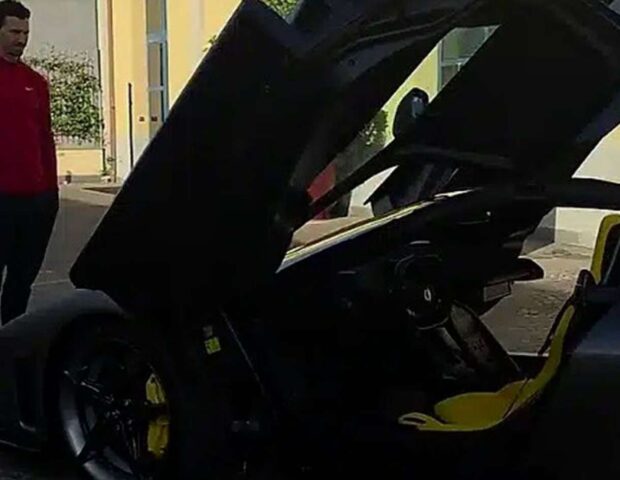 Ad günündə özünə 7 milyonluq “Ferrari” aldı – FOTO