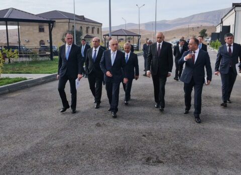 Cəbrayıl şəhərində Cəbrayıl Su Meliorasiya Sistemlərinin İstismarı İdarəsinin yeni inzibati binası istifadəyə verilib