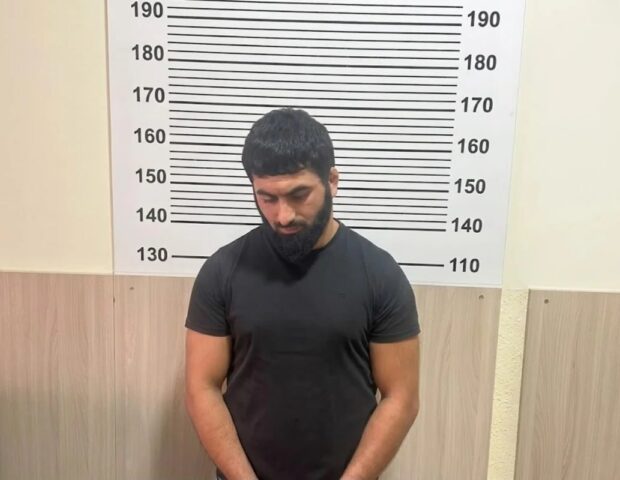 Məktəbin şüşələrini sındıran şəxs həbs edildi