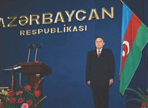 3 oktyabr – Azərbaycanın dövlətçilik tarixində mühüm dönüş: “Ölkənin milli birliyə ehtiyacı var idi”