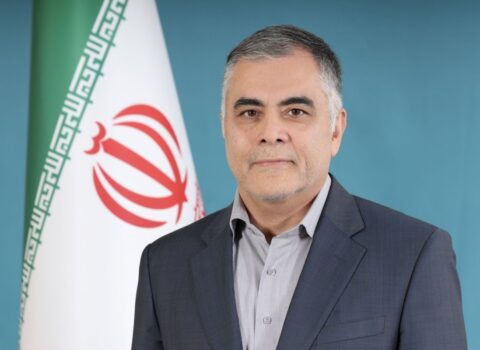 İranın neft naziri istefa verib