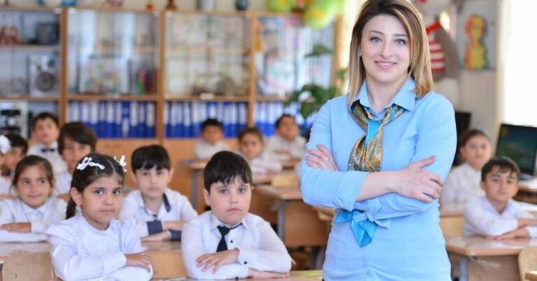 DİQQƏT! Müəllimlərin geyim tələbləri ilə bağlı QƏRAR