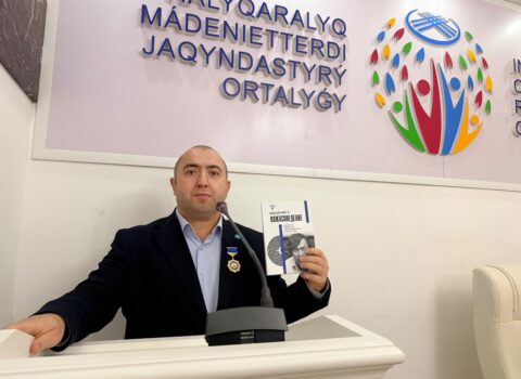 Aqil Ələsgər Qazaxıstanda beynəlxalq konfransda Tokayev adına orden ilə təltif edildi – FOTO 