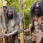 Papua cəngəlliklərinin sirli sakinləri: Timsah ovlayan Bauzi xalqı