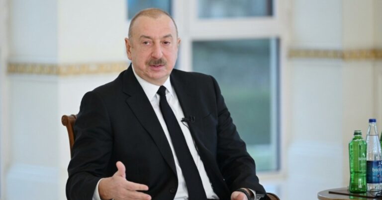 “Bakını işğal edəcəkləri ilə hədələyirdilər, indi isə..” “Bakını işğal edəcəkləri ilə hədələyirdilər, indi isə..”