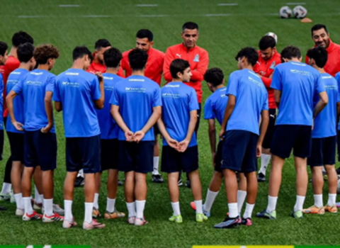 Millimiz dünya çempionatına qələbə ilə başladı