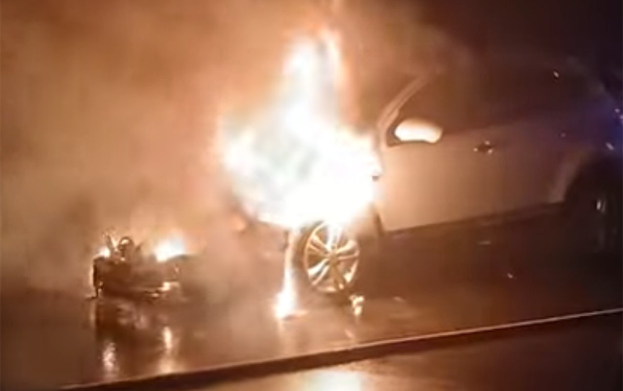 Sumqayıtda “Nissan” alışıb yandı - Video | KONKRET xəbəri üçün şəkil