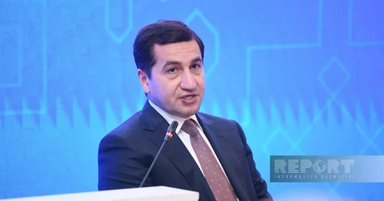 Hikmət Hacıyev: “Le Figaro”, demək olar ki, hər gün Azərbaycan əleyhinə saxta materiallar dərc edir