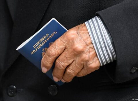 Ermənilər pasport ala bilməyəcək – YENİ QAYDA