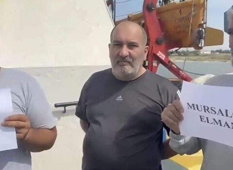 Rostovda 12 azərbaycanlı dənizçi 4 aydır gəmidə çıxılmaz vəziyyətdə qalıb – Maaşlarını ala bilmirlər