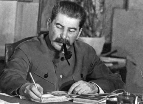 Bütöv bir institut bir adama qarşı”: Kəsfiyyat Stalinin fikirlərini necə açmağa çalışırdı