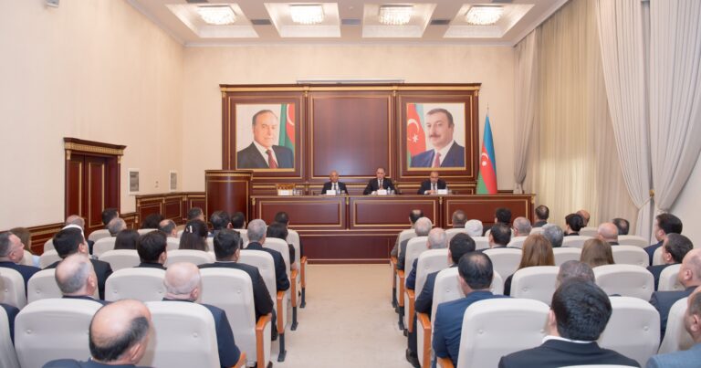 İri Şəhərlərin Su Təchizatının yeni icraçı direktoru kollektivə təqdim edildi