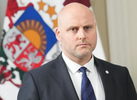 Kruassan yemək istəyirsizsə, Ukraynanı dəstəkləyin