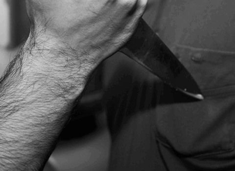 Şəmkirdə 67 yaşlı kişi bıçaqlandı – Şübhəli qonşusudur