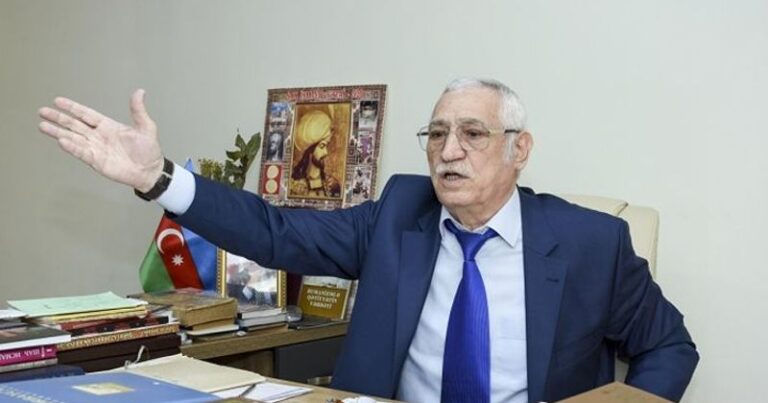 Şeyx Əbdül: “Müəllimlər, şagirdlər az qala şou biznes adamlarını keçiblər” Şeyx Əbdül: “Müəllimlər, şagirdlər az qala şou biznes adamlarını keçiblər”