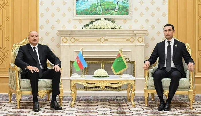 İlham Əliyev Berdiməhəmmədovla görüşdü – Foto