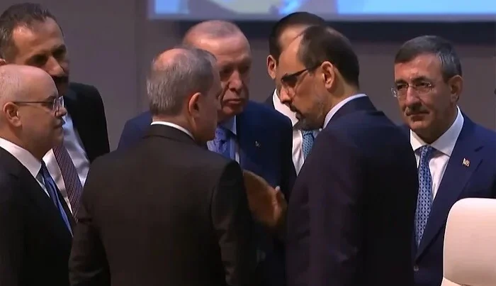 Ərdoğan Bayramovla ayaqüstü söhbət etdi – Video