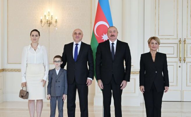 Prezident İlham Əliyev Gürcüstanın ölkəmizdə yeni təyin olunmuş səfirini qəbul etdi