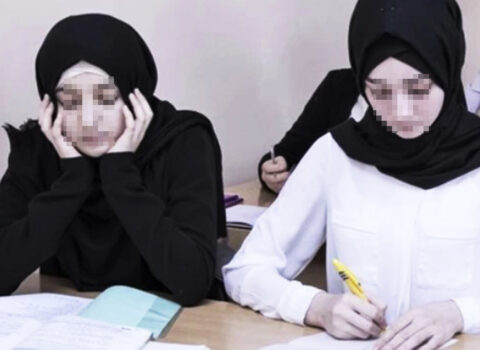 Məktəbli forması ilə hicab mövzusunun qarşı-qarşıya gətirilməsi başqa niyyətlərdən xəbər verir –  Partiya sədrindən AÇIQLAMA