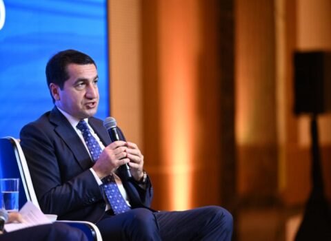 Hikmət Hacıyev: Xəzər Azərbaycanı və Mərkəzi Asiyanı ayırmır, birləşdirir