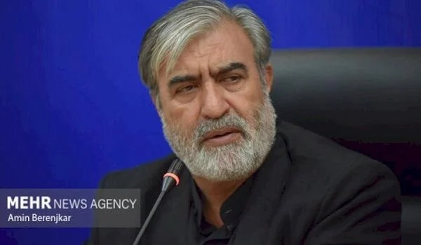 Əlimiz tətikdədir, ABŞ-ı peşman edəcəyik – Əzizi