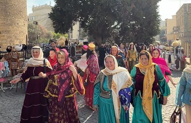 Bakıda “Kəlağayı” yürüşü – VİDEO