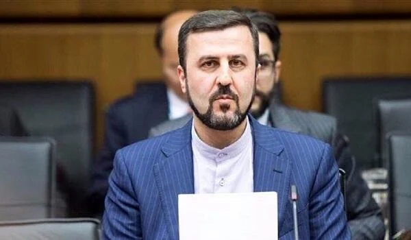 Kazım Qəribabadi Azərbaycana gəlir