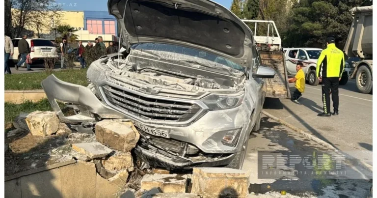 Sumqayıtda piyadaları vuran avtomobil yandı – FOTO/VİDEO