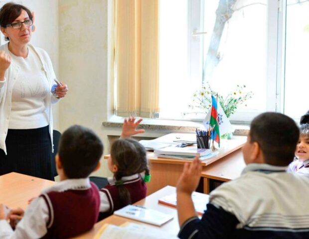 Azərbaycan məktəblərində gözlənilən yeni qadağa – Mühüm DƏYİŞİKLİK
