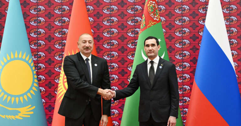 Prezident “Avaza” Kompleksinə gəldi: mühüm tədbir – FOTOLAR