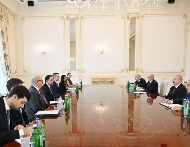 Prezident İlham Əliyev Böyük Britaniyanın ticarət üzrə dövlət nazirini qəbul edib – FOTO